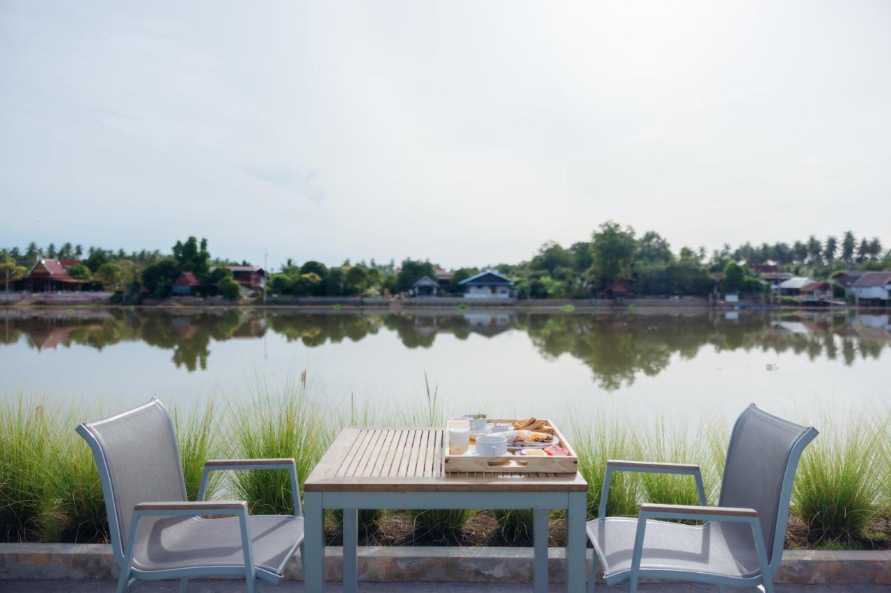 Na Tree Tara Riverside Resort Amphawa Damnoensaduak Exterior foto